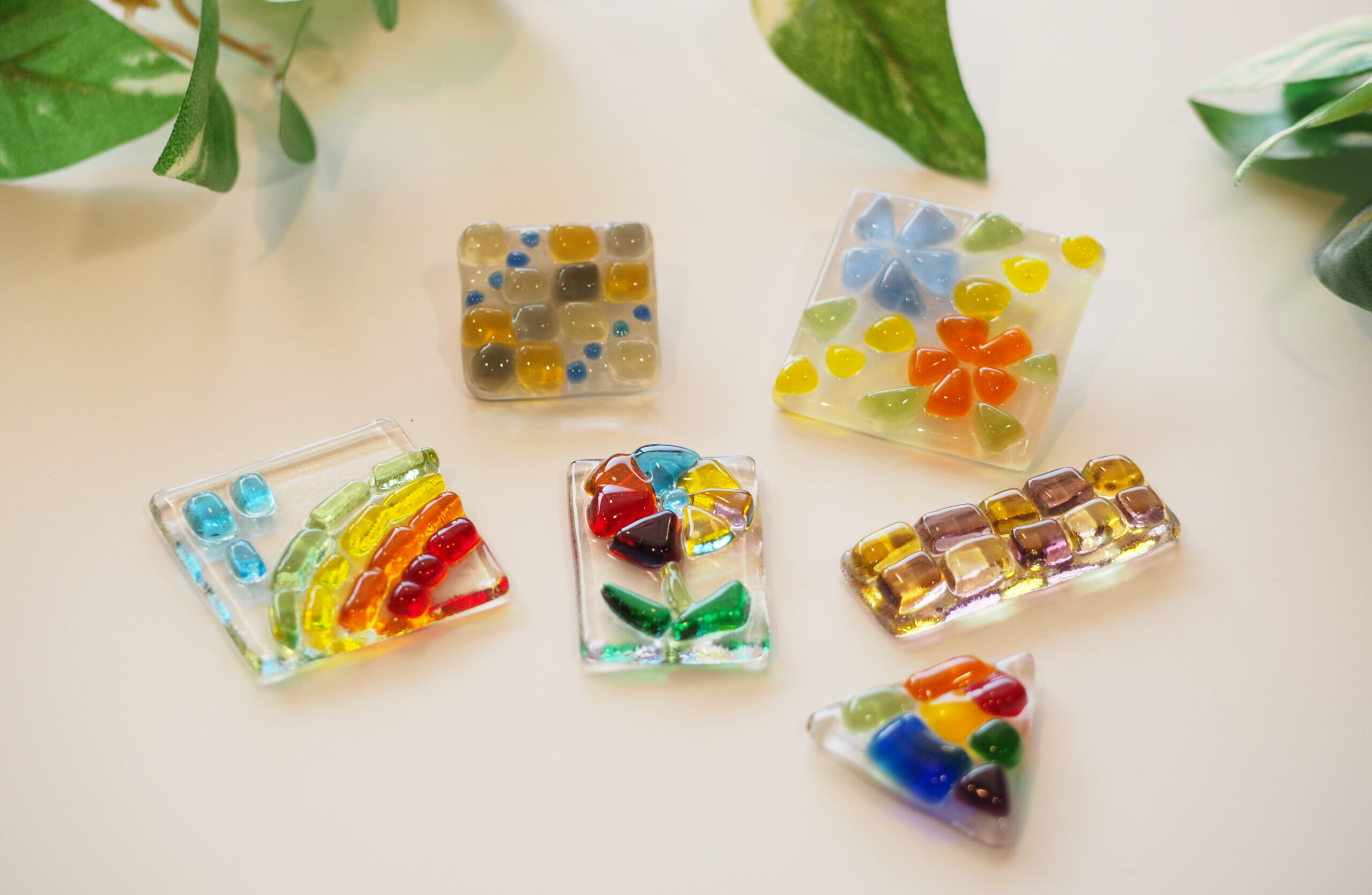 ガラスフュージング資材 フュージング体験（小学1年生～） | 磐田市新造形創造館